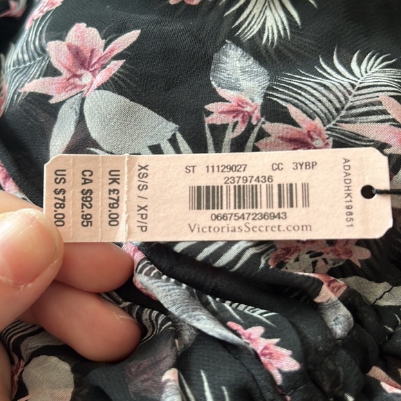 NWT Victoria’s Secret Floral Chiffon Duster - Picture 6 of 6